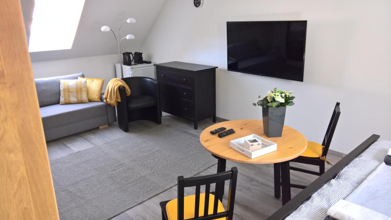 Apartment Rozalia Vendeghaz 2 Sarrod